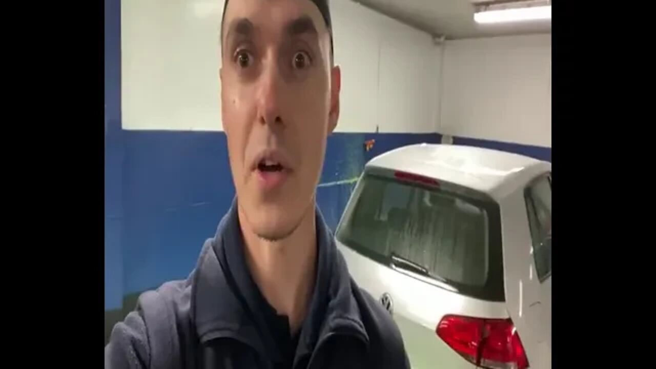 How To Clean and Wasing WV Car With Rainbow Soap