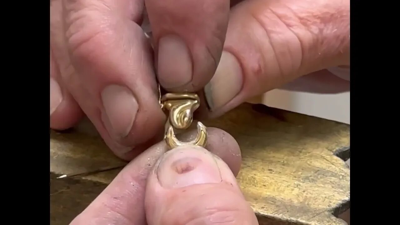Gold pin broke on a bracket