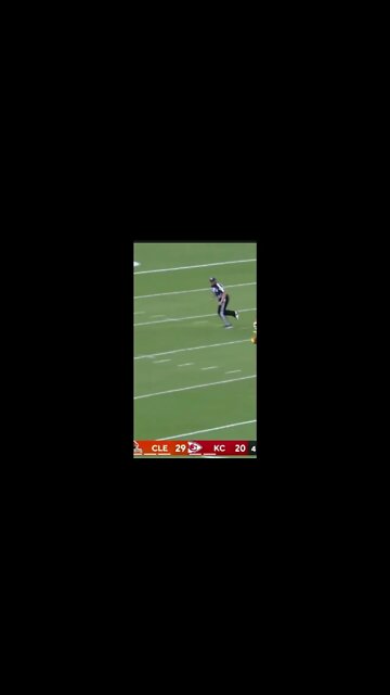 Tua To Tyreek Hill | Tyreek Hill Traded To Dolphins #shorts