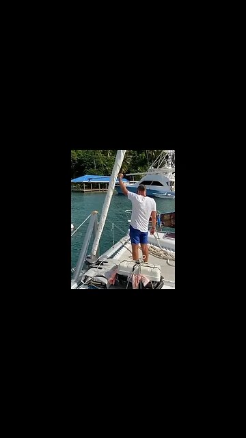Mooring Ball Maneuvers for Sailors #shorts