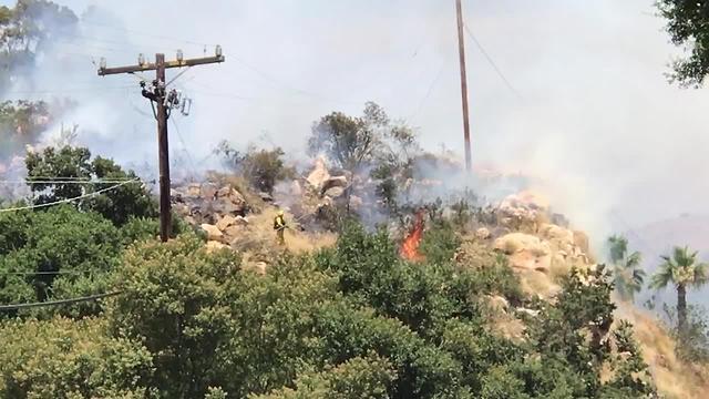 Fire burns near mobile home parks in Lakeside