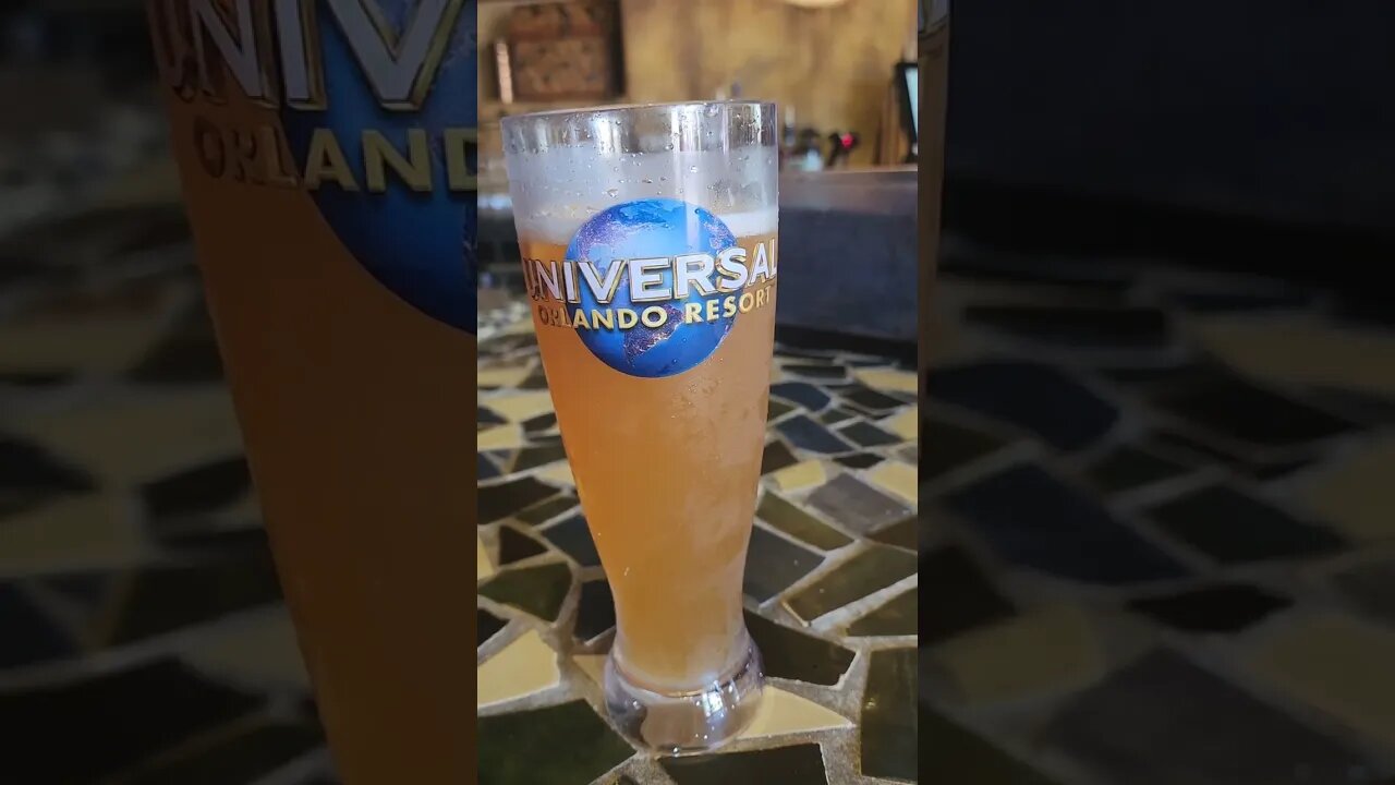 Refillable Beer Cup at Universal Studios #universalstudios #beer #shorts