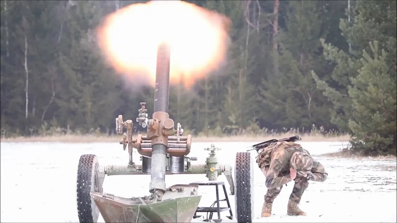 French Soldiers Firing Mortars During Dynamic Front