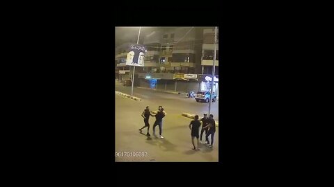 حادث سير وتضارب في حارة صيدا ليل امس/الفيديو الكامل