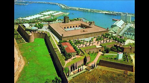 CASTILLO DE MONTJUIC - half of starfort?