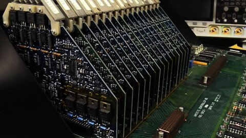 EEVblog #1060 - $35,000 DataIO Unisite Universal Programmer Teardown!