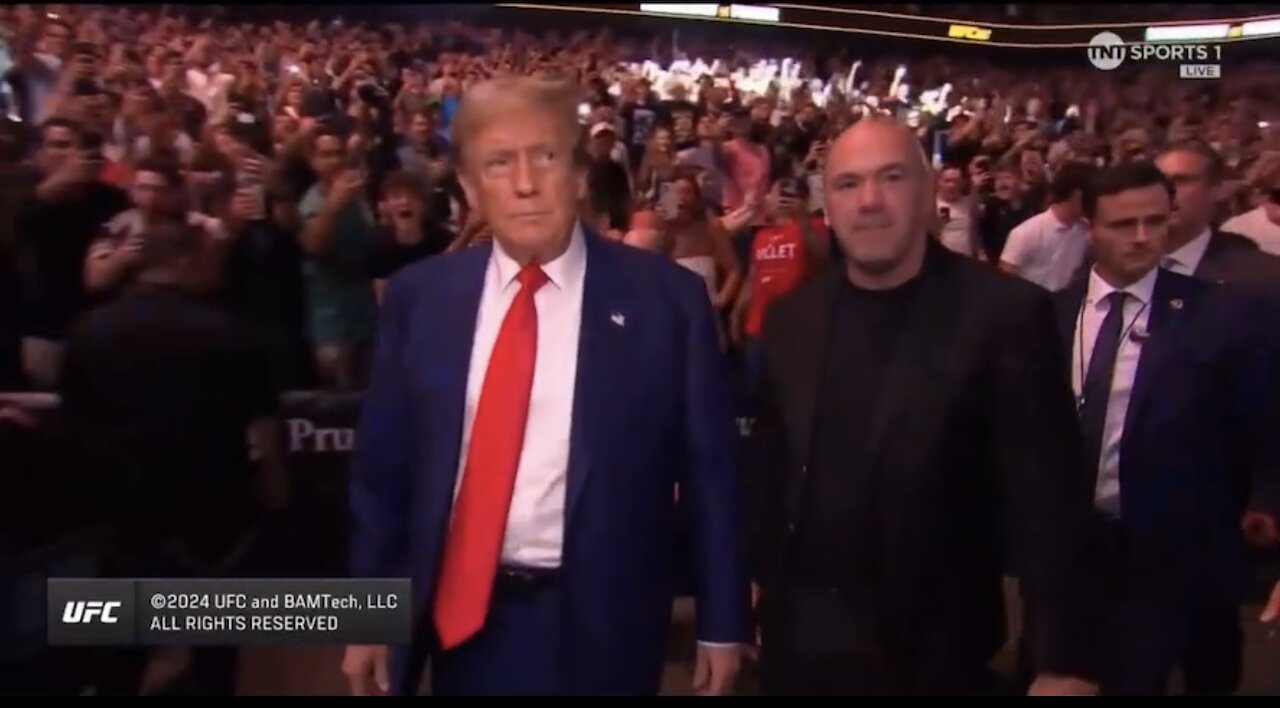 TRUMP❤️🇺🇸🥇ARRIVES AT UFC 302 EVENT🤍🇺🇸🏅IN NEW JERSEY💙🇺🇸🥊🥋🏆⭐️