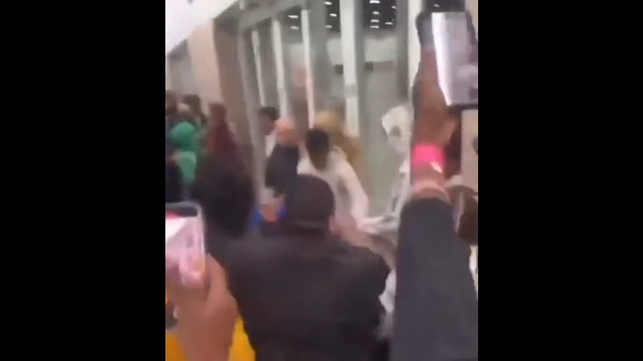 Multiple fights at the Black College Expo in LA