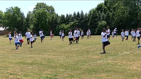 Local NFL player returns home for football camp