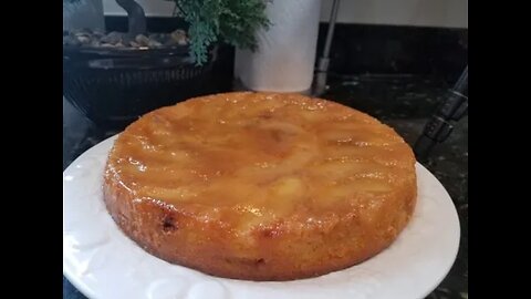 APPLE UPSIDE DOWN CAKE