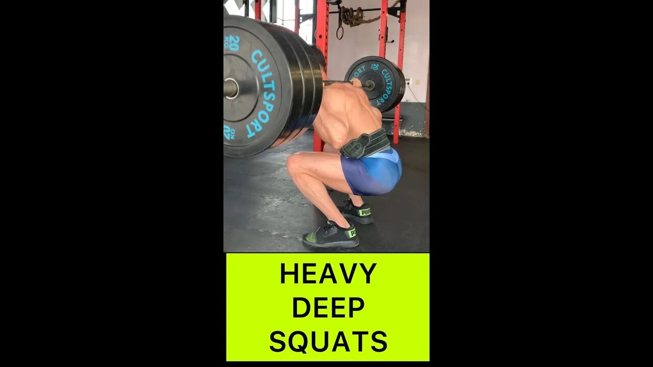 140kg DEEP SQUATS | Heavy Lifting with Shredded Physique #shorts