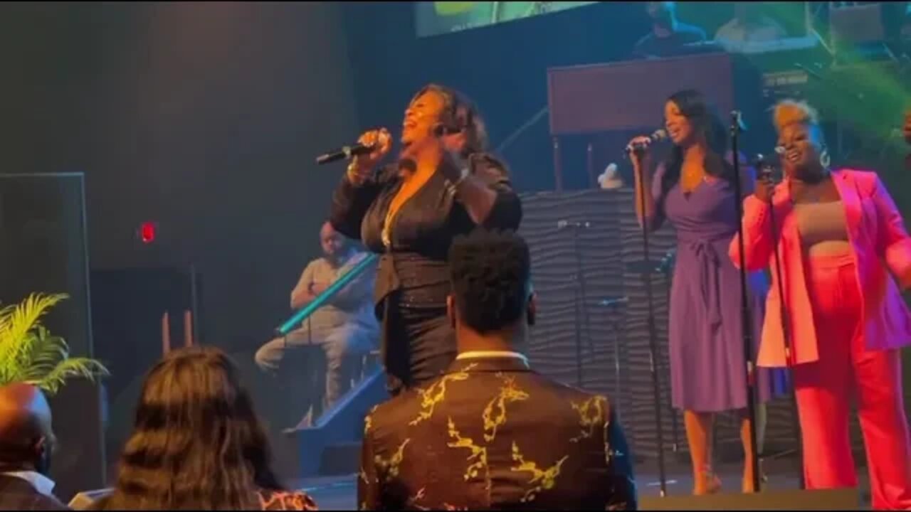 Kim Burrell "I Call You Holy" final part 2022