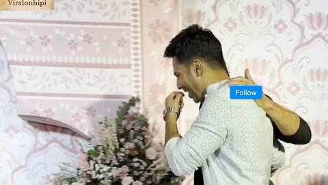 Siddharth Malhotra And Varun Dhawan Attend Ramesh Taurani's Diwali House Party 🔥 📸