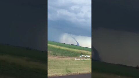 #tornado touchdown in south Dakota ⚡🌪️☔🌧️