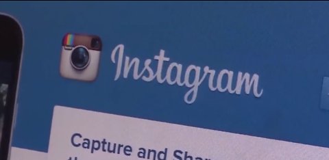 Instagram briefly changes to horizontal scroll mode, users revolt
