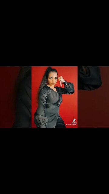 When you're trying to pose with your bailsong knife #shorts