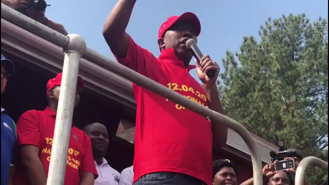 WATCH: Unite to oust illiterate president – Malema (FT5)