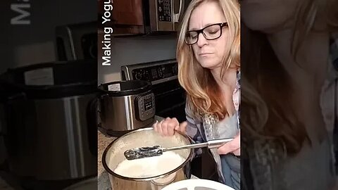 Making Yogurt in The Instant Pot! Easiest Way!