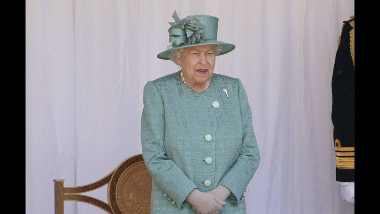 Queen Elizabeth planning Christmas bubble