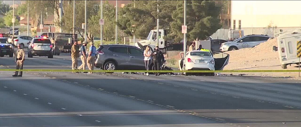 UPDATE: 2 dead in crash near Lamb Boulevard, Cheyenne Avenuel