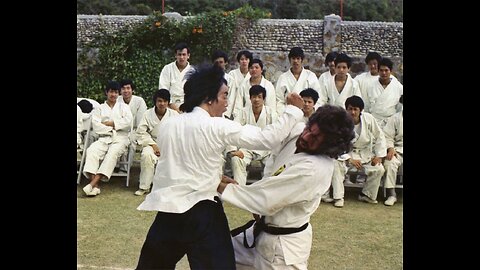 Cross kick Studio Films Bruce Lee Enter the Dragon