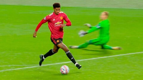 10 Times Marcus Rashford Showed His Class!