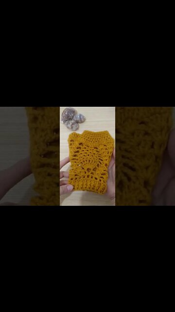 How To Make A Crochet Fingerless Gloves #shorts