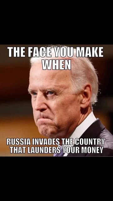 Russian and Ukraine soldiers are dancing together