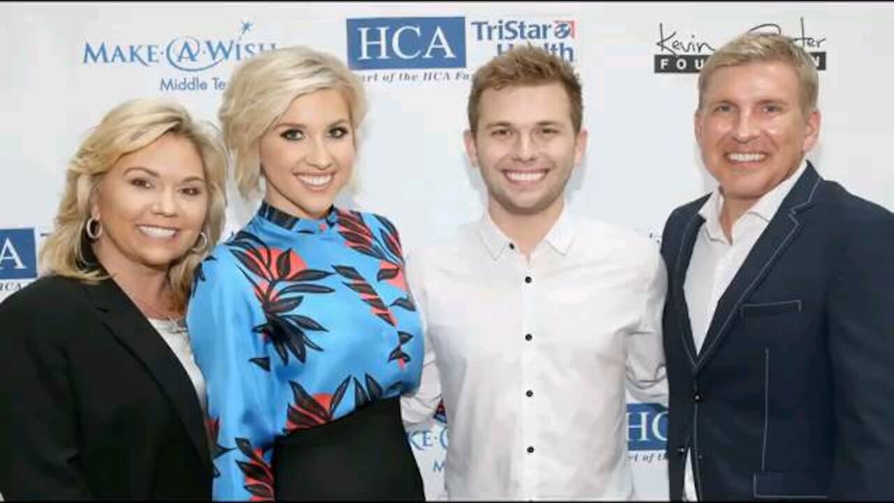 Is Chase Chrisley Dating His Mother? We Can't Un-See This Face Mashup on Growing Up Chrisley.