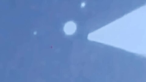 object flashes back. disappears near discharge flash