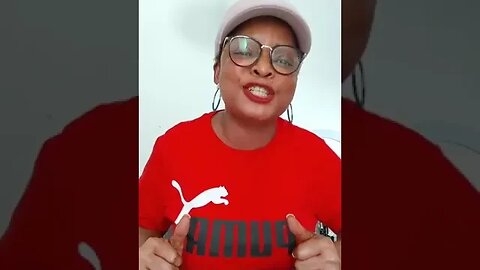 LOLO Boit L'eau Jaunâtre des Pays-Bas avec Sa Copine Flore De Lille Notre Veuve joyeuse - Livestream