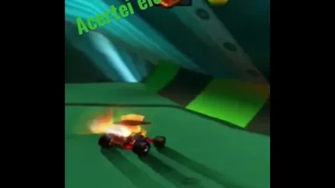 A volta mais rapida de todas #shorts #shortsvideo #crashteamracing