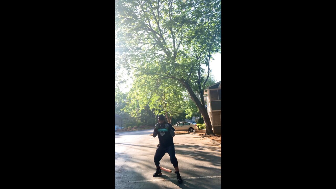 TRAINING WITH BURLY