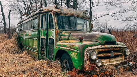 Abandoned Bus in Indiana
