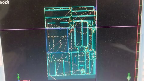 CNC executando um projeto em compensado naval de 15mm.