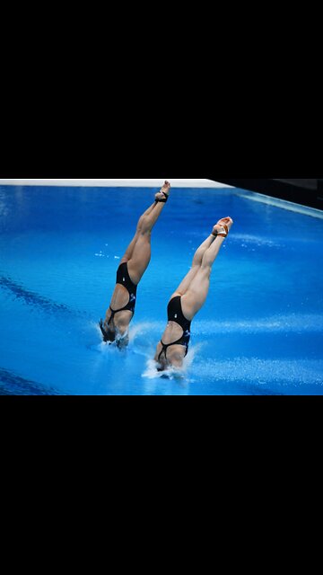 Mastering Synchronization Techniques in Women's 3M Synchro Diving🤯🔥