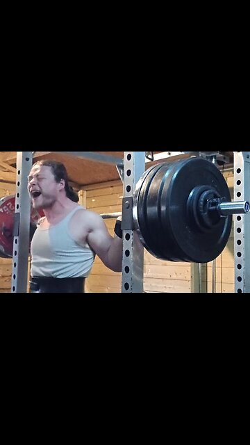 Easy 187.5 Kgs Squat.