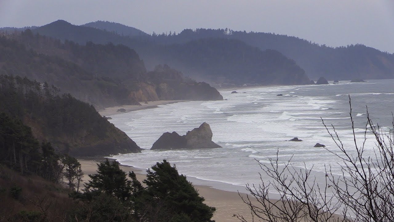 Drive Up the Pacific Coast Highway in Oregon - Shot w/Canon G30