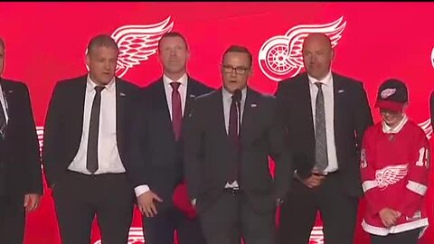 Steve Yzerman to promote Kris Draper in Red Wings front office