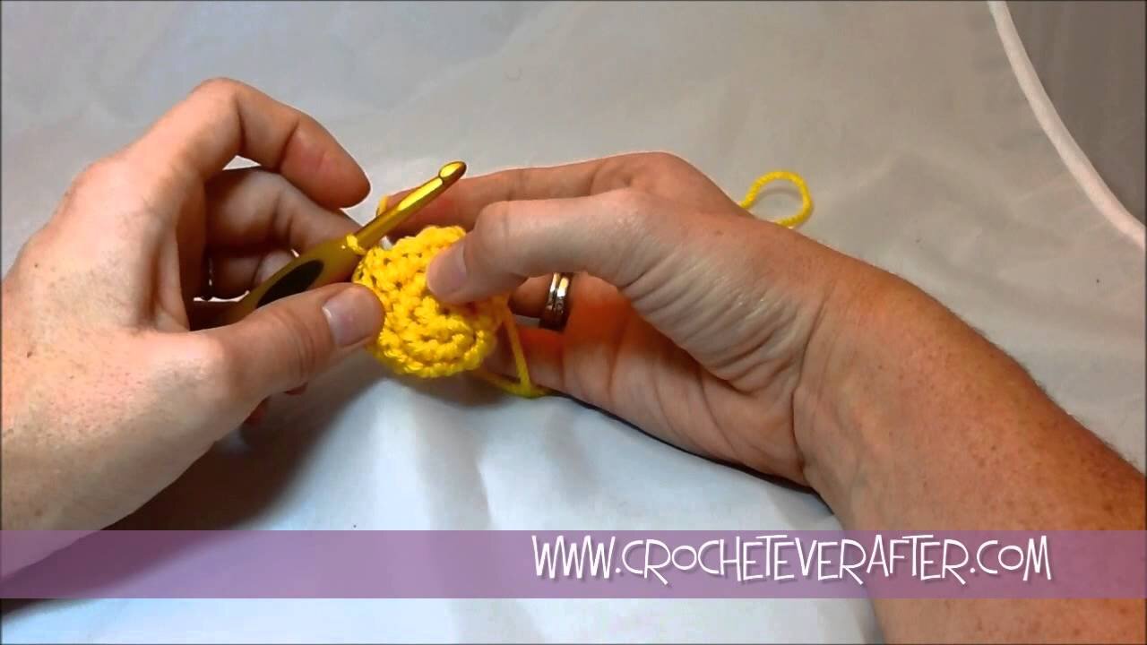 Left Hand Single Crochet Tutorial #14: Decreasing In SC When Working In The Round