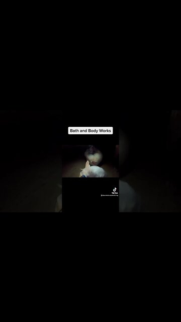 Dumpster Diving at Bath and Body Works!!!