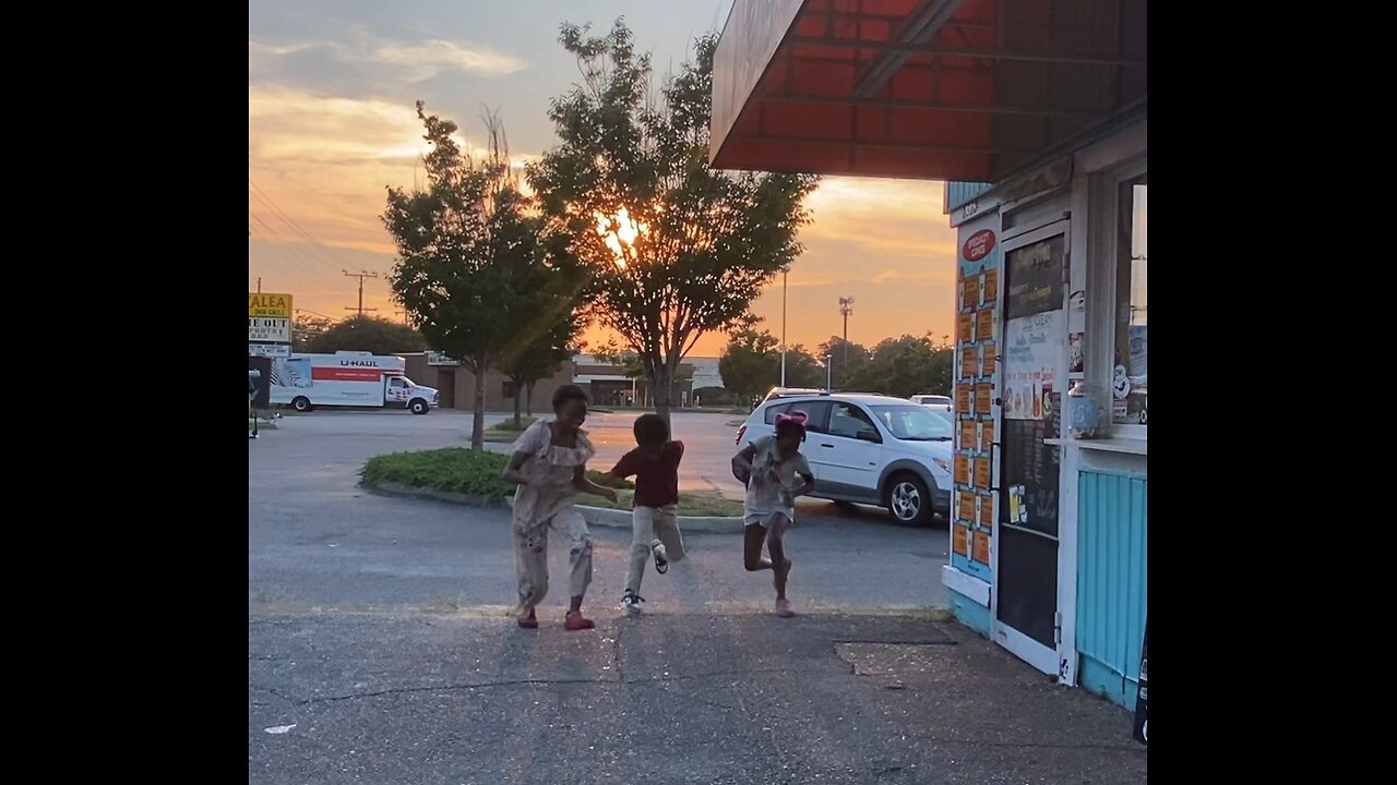 Blasian Babies Hop The Curb At Penguin's SnoBalls For Treats With Friends In Norfolk, Virginia!