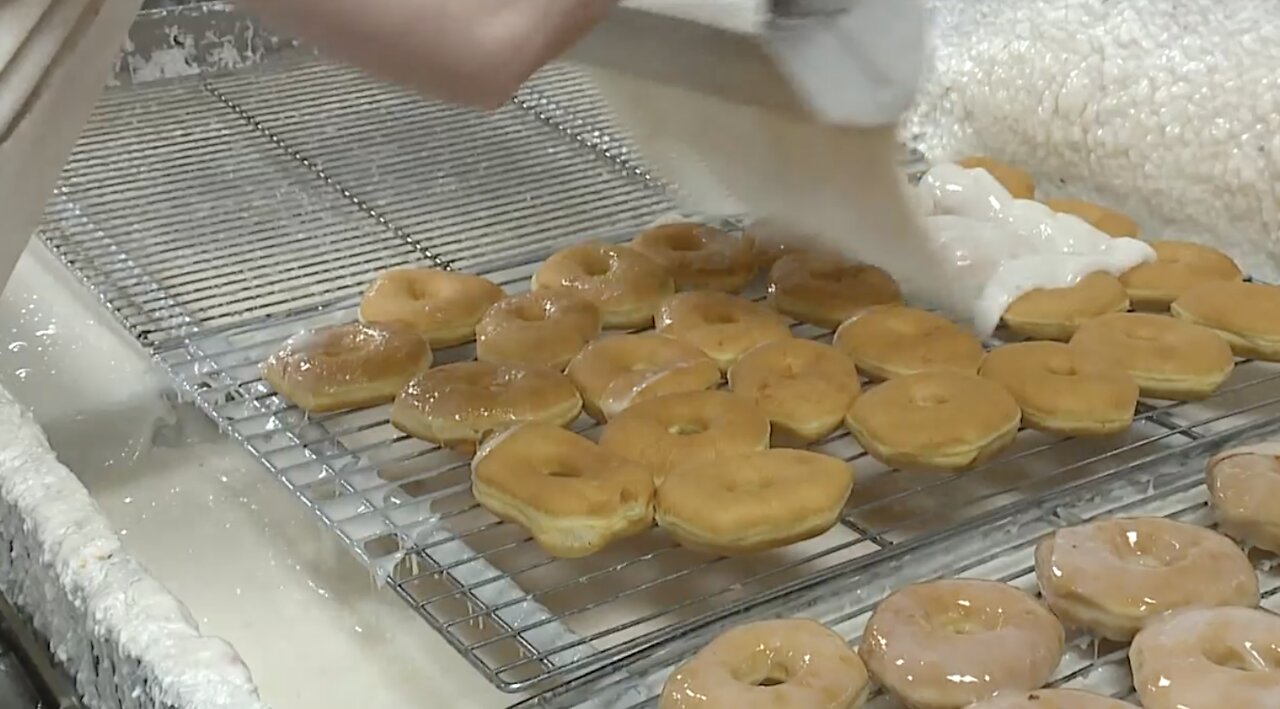 Biagio's Donut Shop and Pizzeria continues 56-year tradition making comfort food during uneasy times