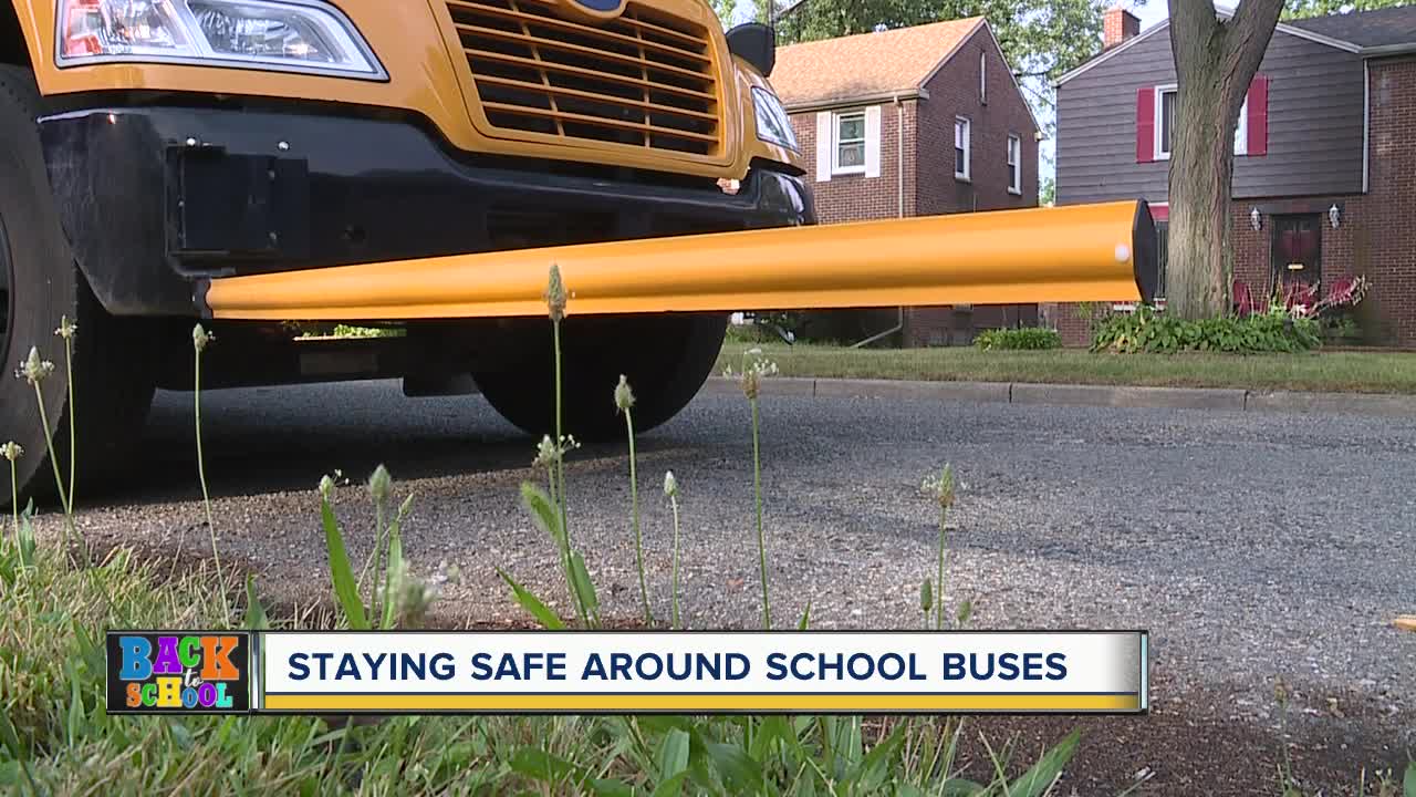 Back to School Safety: What drivers need to know when stopping for a school bus