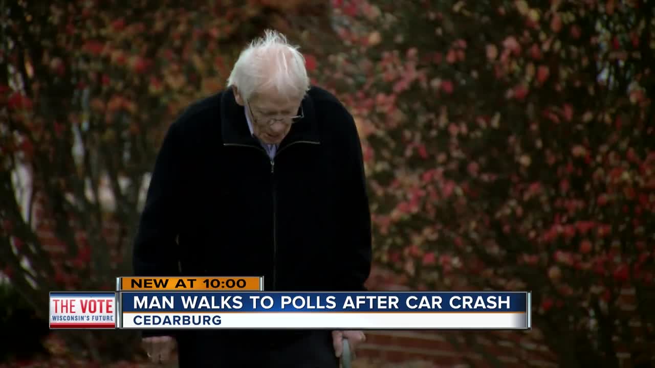 83-year-old Cedarburg man walks to polls to vote