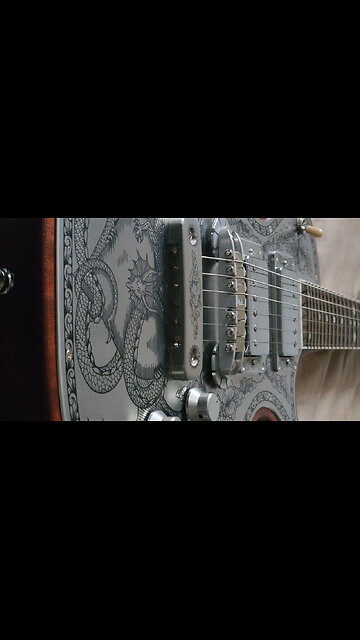 Guitar Drag Race Josh Martin vrs Zemitas