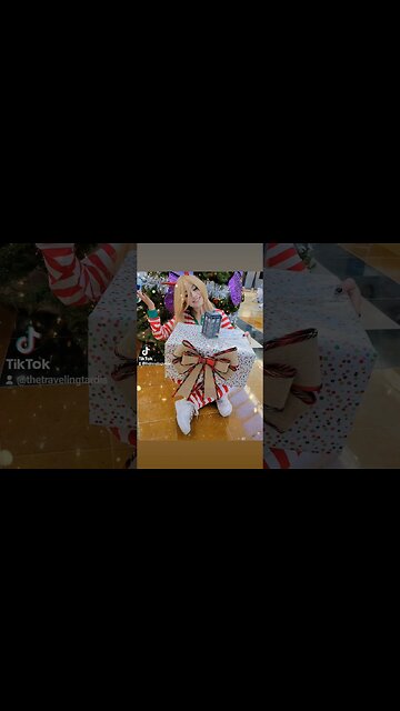 🎄 #CHRISTMAS #TARDIS #COSPLAY #HOLMAT ❄️ #KATYPERRY #COZYLITTLECHRISTMAS #SUBSCRIBE #SHORTS
