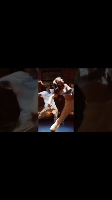 Sexy Chinese Girl Has All The Dance Moves