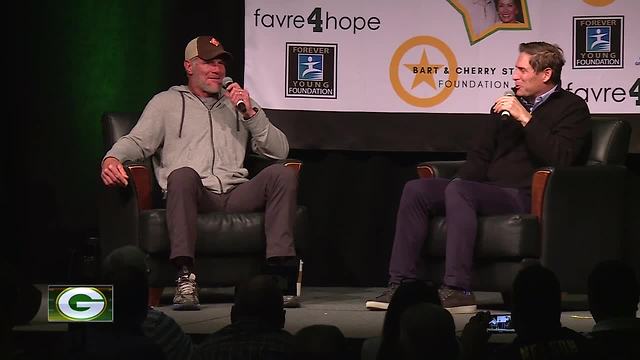 Brett Favre, Jerry Kramer share stories during Bart Starr Chalk Talk