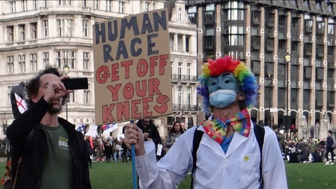 London Anti-Vaccine Passport Protest - 30th October 2021: In Pictures and music
